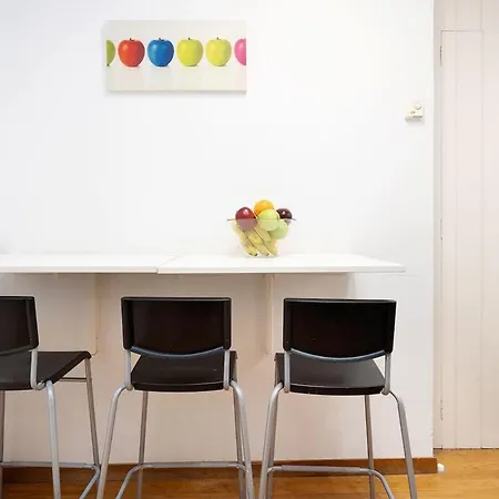 Spacious In Sant Gervasi Apartment